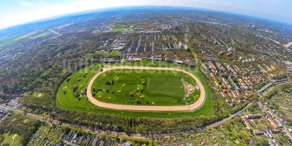 Dortmund aus der Vogelperspektive: Fish Eye- Perspektive Golfplatz GolfRange Dortmund in Dortmund im Bundesland Nordrhein-Westfalen, Deutschland