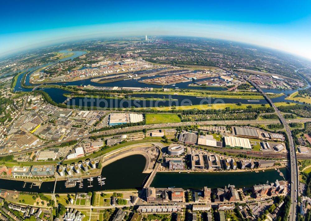 Luftaufnahme Duisburg - Fish Eye- Perspektive Hafenanlagen am Ufer des Flußverlaufes der Ruhr im Ortsteil Ruhrort in Duisburg im Bundesland Nordrhein-Westfalen, Deutschland