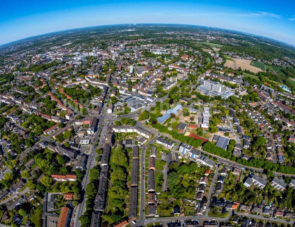 Herne aus der Vogelperspektive: Fish Eye- Perspektive Stadtansicht im Stadtgebiet in Herne im Bundesland Nordrhein-Westfalen, Deutschland