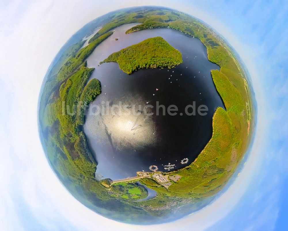 Hastenrath von oben - Fish Eye- Perspektive Staubecken und Stausee in Hastenrath im Bundesland Nordrhein-Westfalen, Deutschland