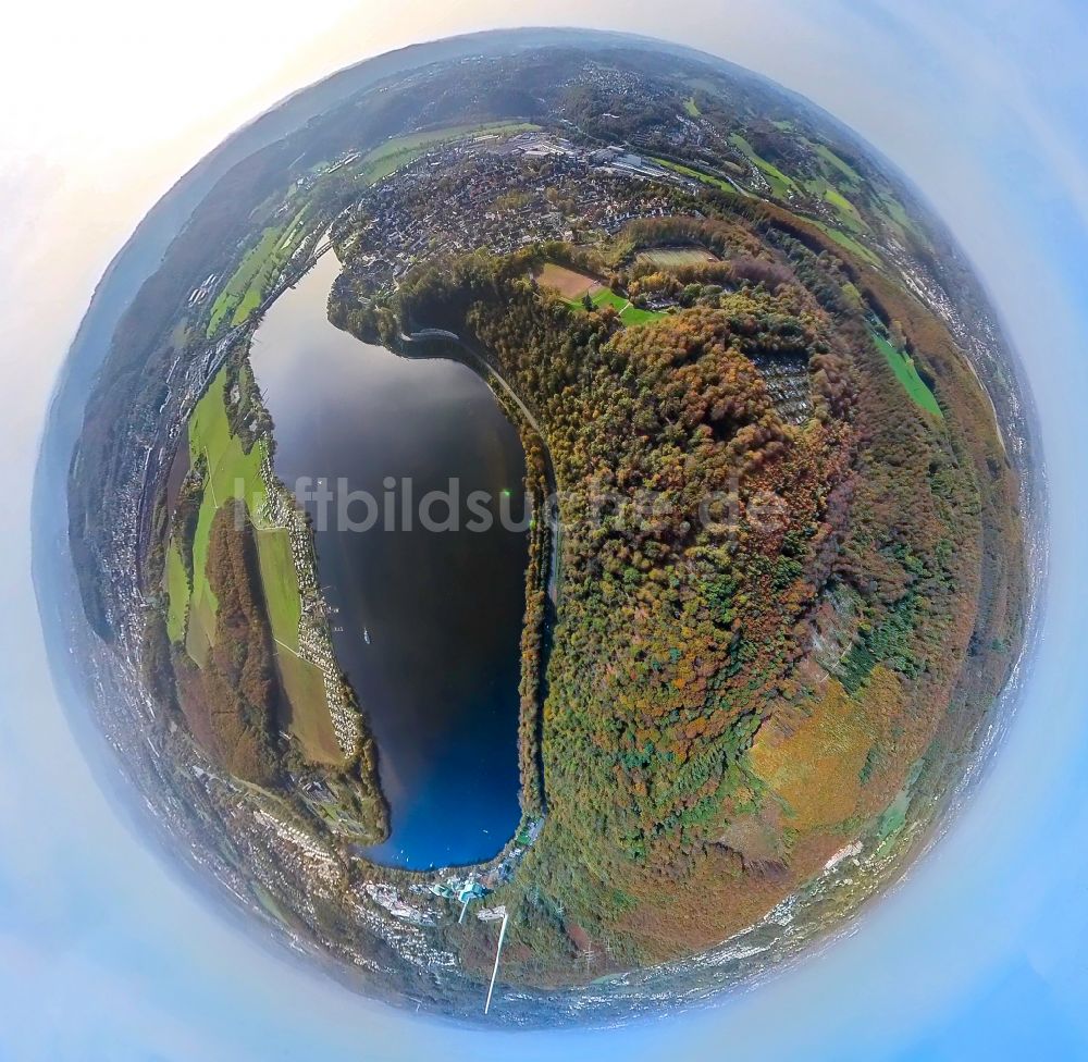 Wetter von oben - Fish Eye- Perspektive Uferbereiche des Sees Harkortsee in Wetter im Bundesland Nordrhein-Westfalen, Deutschland