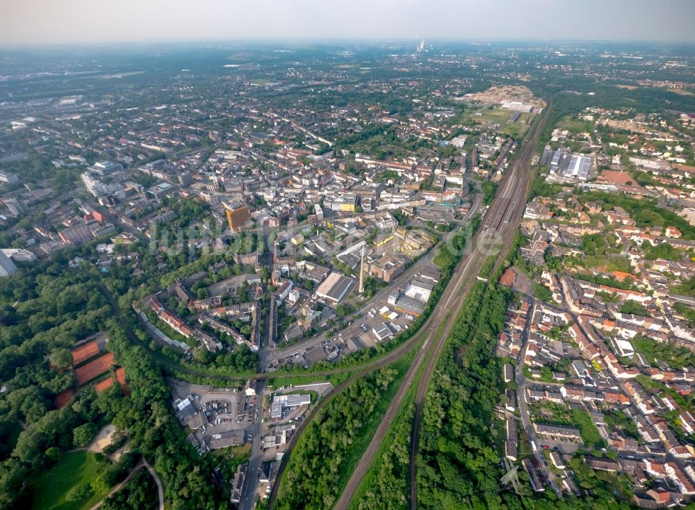 Gelsenkirchen aus der Vogelperspektive: Fish Eye- Stadtansicht des Innenstadtbereiches in Gelsenkirchen im Bundesland Nordrhein-Westfalen