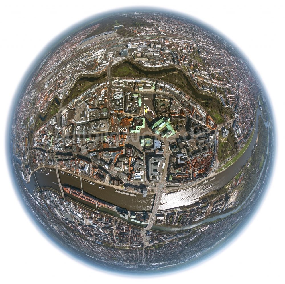 Bremen von oben - Fisheye- Stadtansicht der Innenstadt an derAltstadtinsel Bremen zwischen Weser und Wallgraben