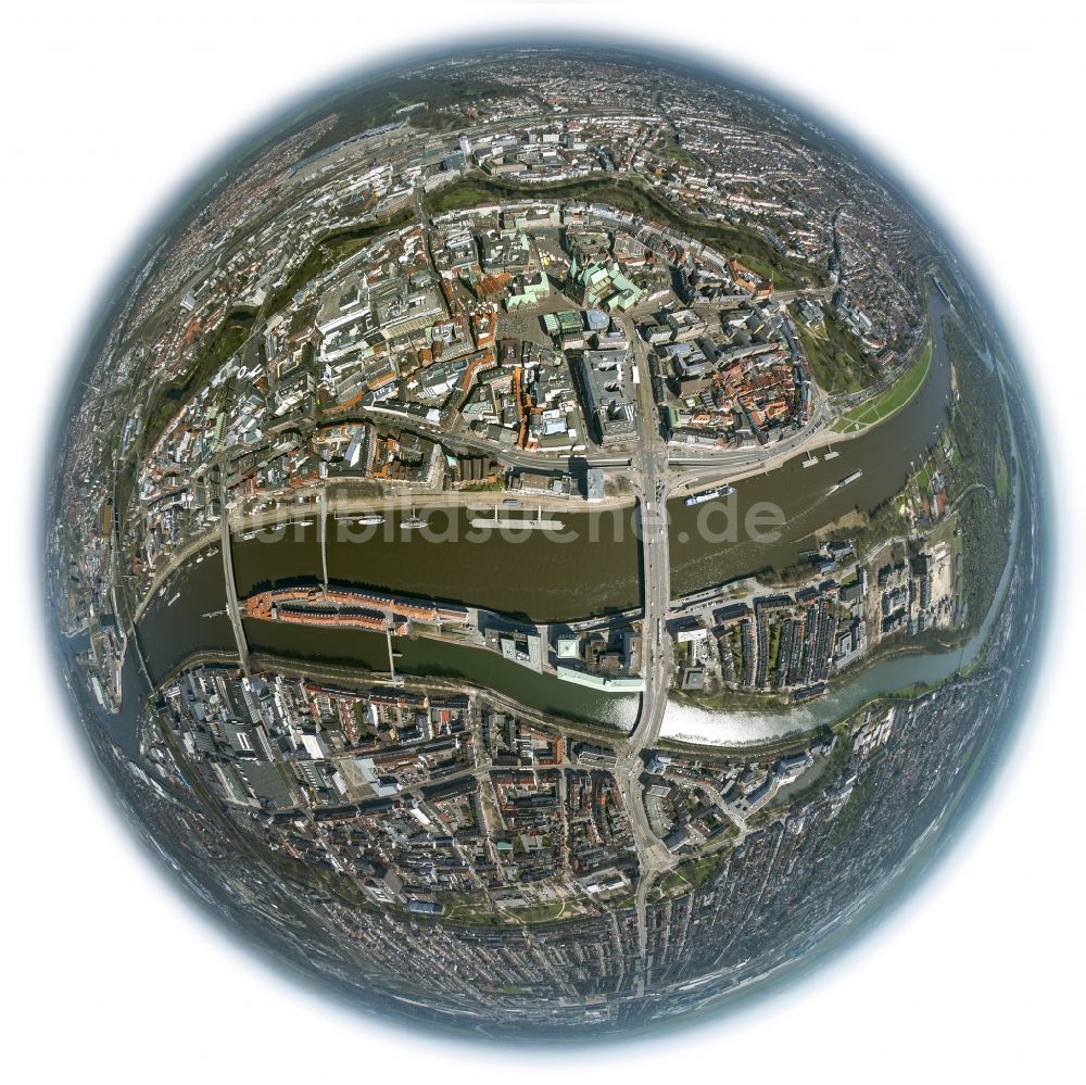 Bremen aus der Vogelperspektive: Fisheye- Stadtansicht der Innenstadt an derAltstadtinsel Bremen zwischen Weser und Wallgraben