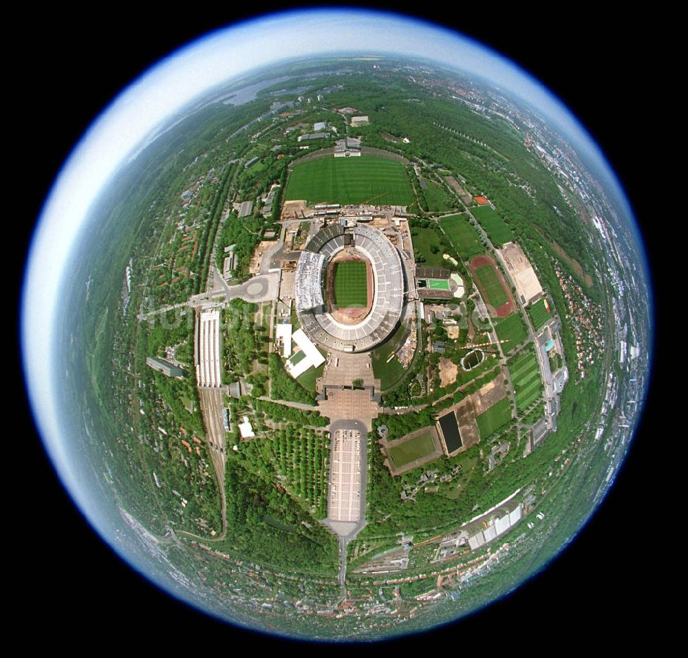 Berlin von oben - Fisheye- Vogelperspektive auf das Gelände des Berliner Olympiastadion