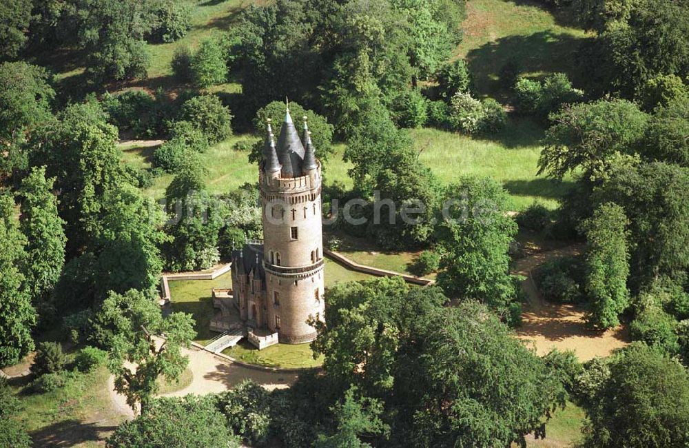 Luftaufnahme Potsdam - Park Babelsberg - Flatowturm im Park Babelsberg