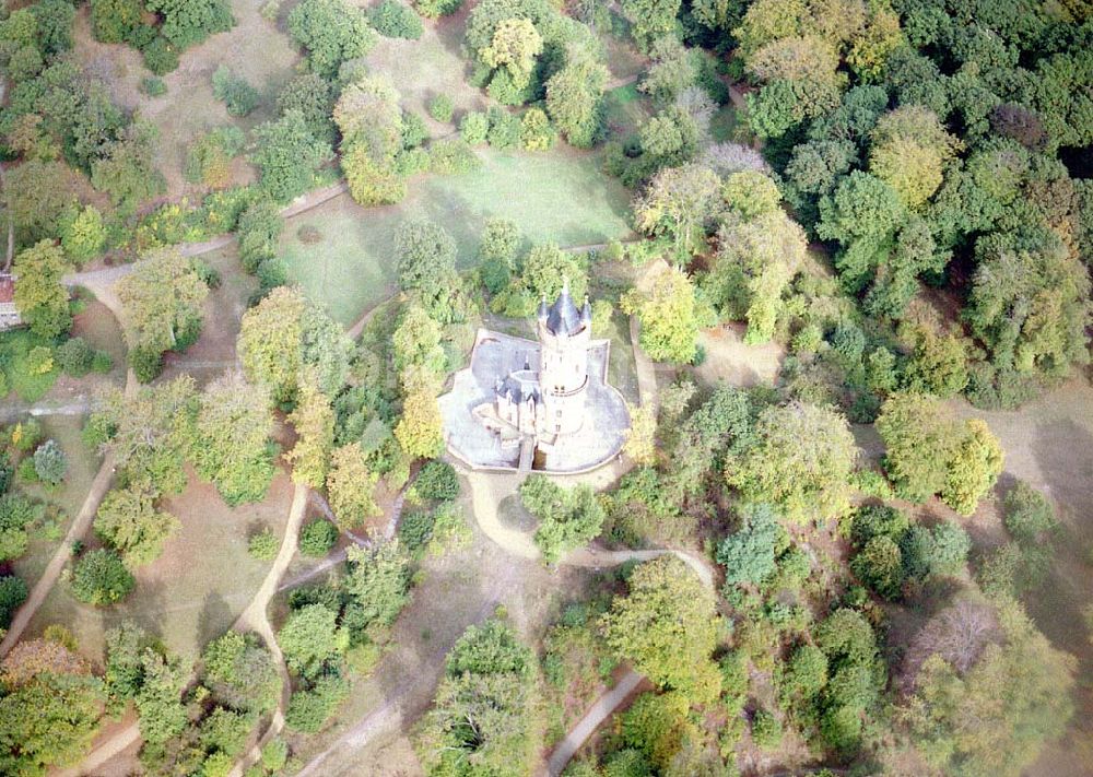 Potsdam-Babelsberg / BRB aus der Vogelperspektive: Flatowturm im Park von Potsdam - Babelsberg.