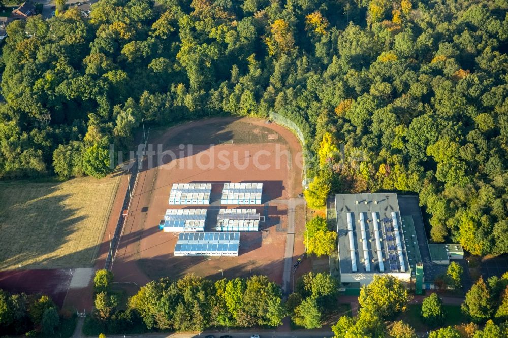 Luftbild Gladbeck - Flüchtlingsheim- und Asylunterkunfts- Container- Siedlung als Behelfsunterkunft in Gladbeck im Bundesland Nordrhein-Westfalen