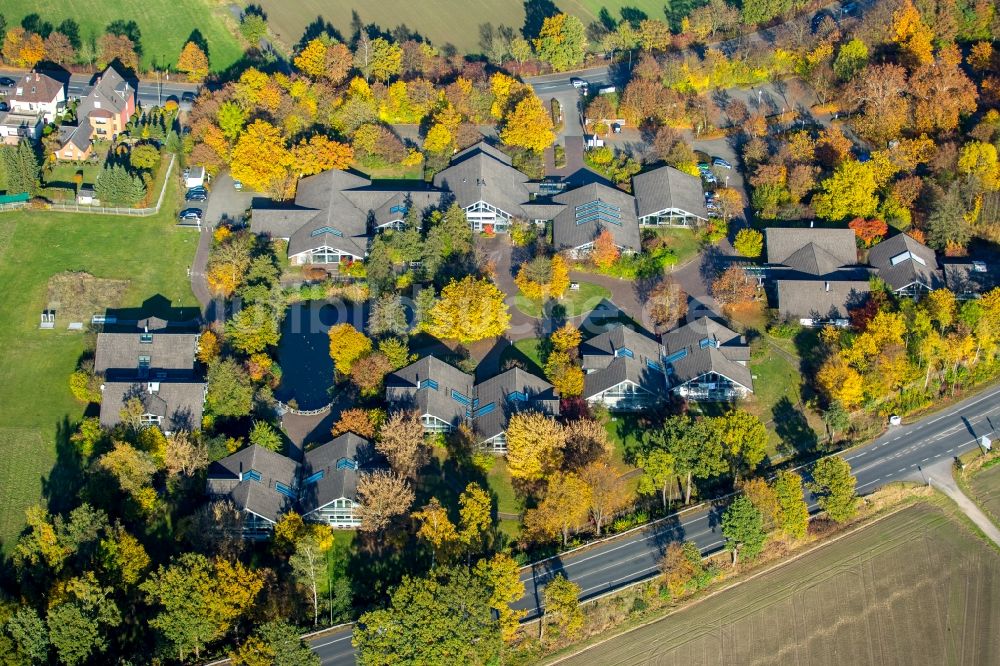 Hamm aus der Vogelperspektive: Flüchtlingsheim- und Asylunterkunfts- Gebäude im ehemaligen Glunz Dorf in Hamm im Bundesland Nordrhein-Westfalen