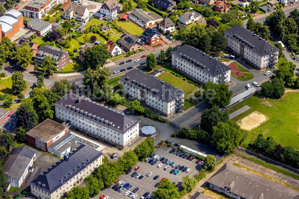 Hamm von oben - Flüchtlingsheim- und Asylunterkunfts- Gebäude auf dem Gelände der ehemaligen Newcastle Barracks in Hamm im Bundesland Nordrhein-Westfalen