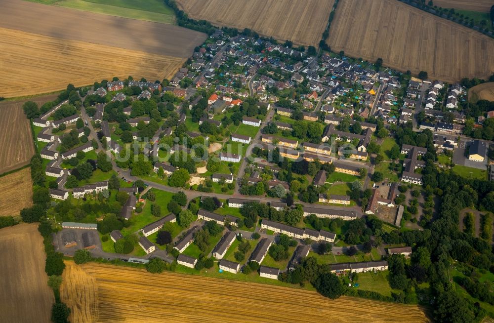 Unna aus der Vogelperspektive: Flüchtlingsheim- und Asylunterkunfts- Gebäude in Unna im Bundesland Nordrhein-Westfalen