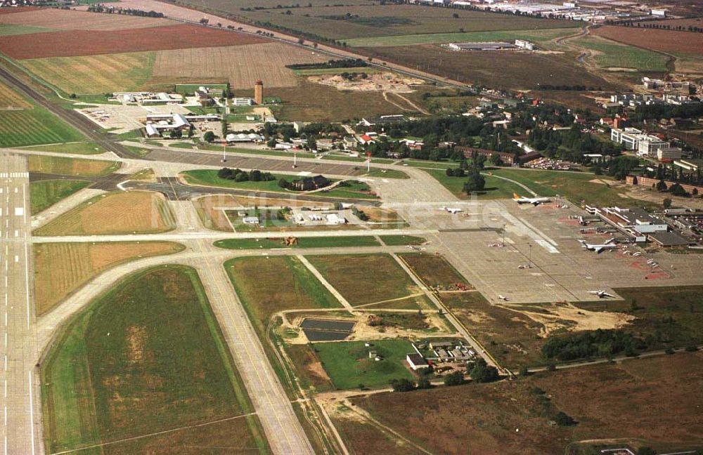 Schönefeld von oben - Flughafen Berlin-Schönefeld