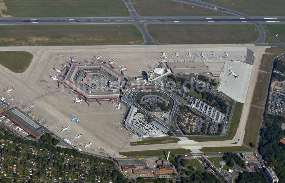 Luftbild Berlin OT Tegel - Flughafen Berlin-Tegel