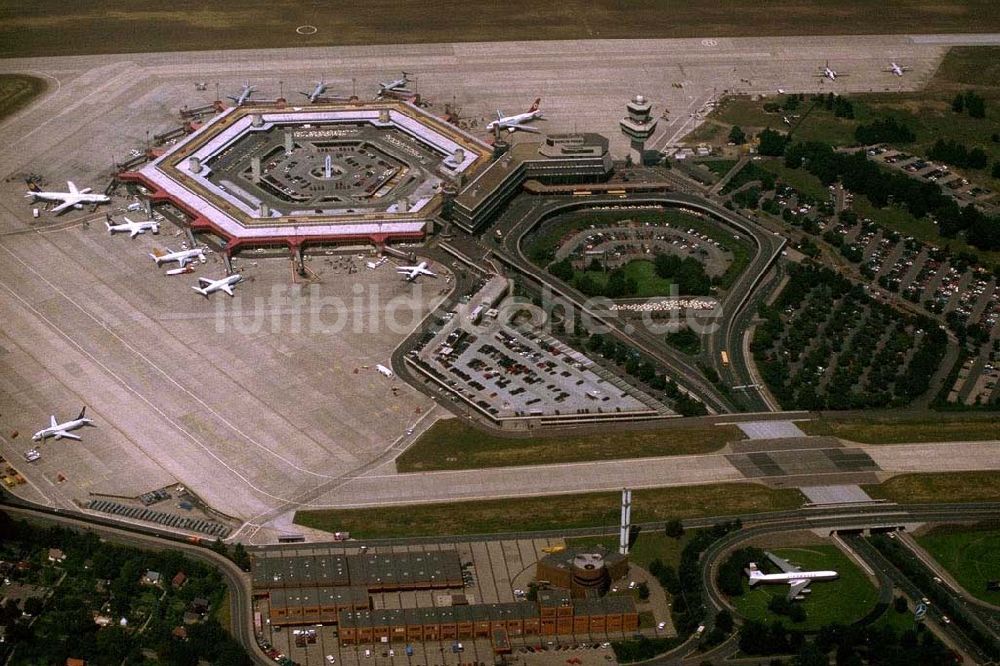 Berlin von oben - Flughafen Berlin-Tegel TXL