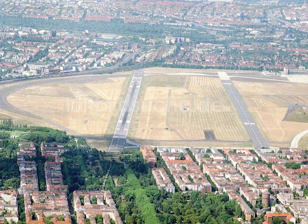 Luftbild Berlin - Tempelhof - Flughafen Berlin-Tempelhof.