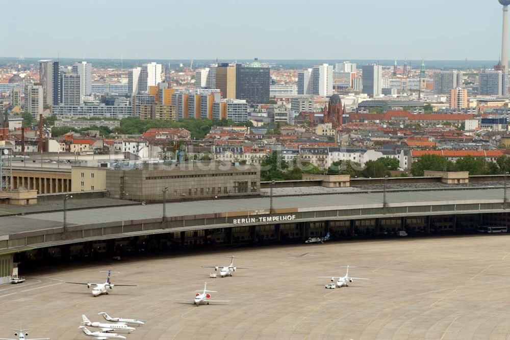 Luftaufnahme Berlin - Flughafen Berlin-Tempelhof