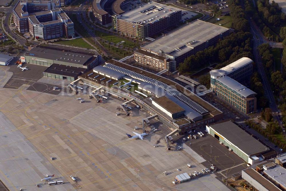 Bremen von oben - Flughafen Bremen