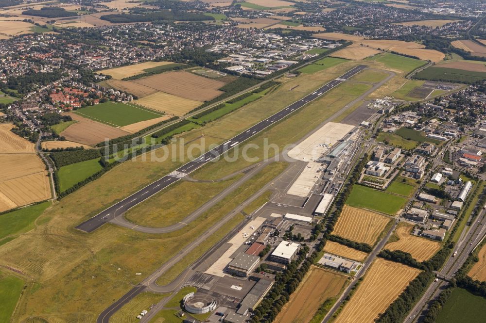 Dortmund von oben - Flughafen Dortmund - auch Dortmund Airport 21 genannt - im Bundesland Nordrhein-Westfalen