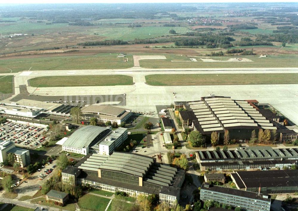 Dresden - Klotsche von oben - Flughafen Dresden Klotsche