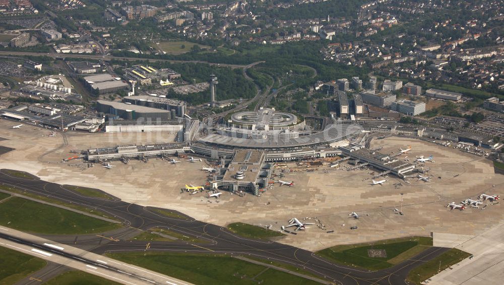 Luftaufnahme - Flughafen Düsseldorf