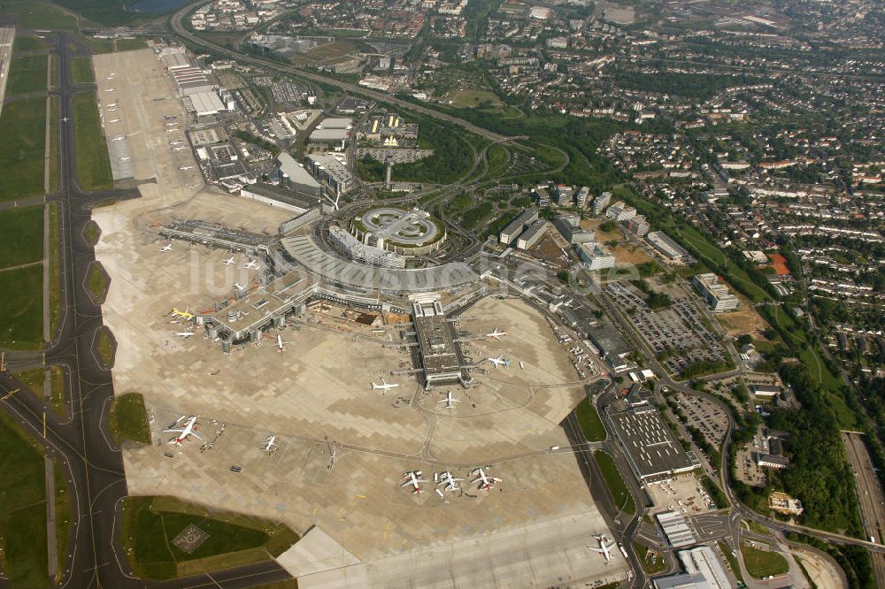 Luftaufnahme - Flughafen Düsseldorf