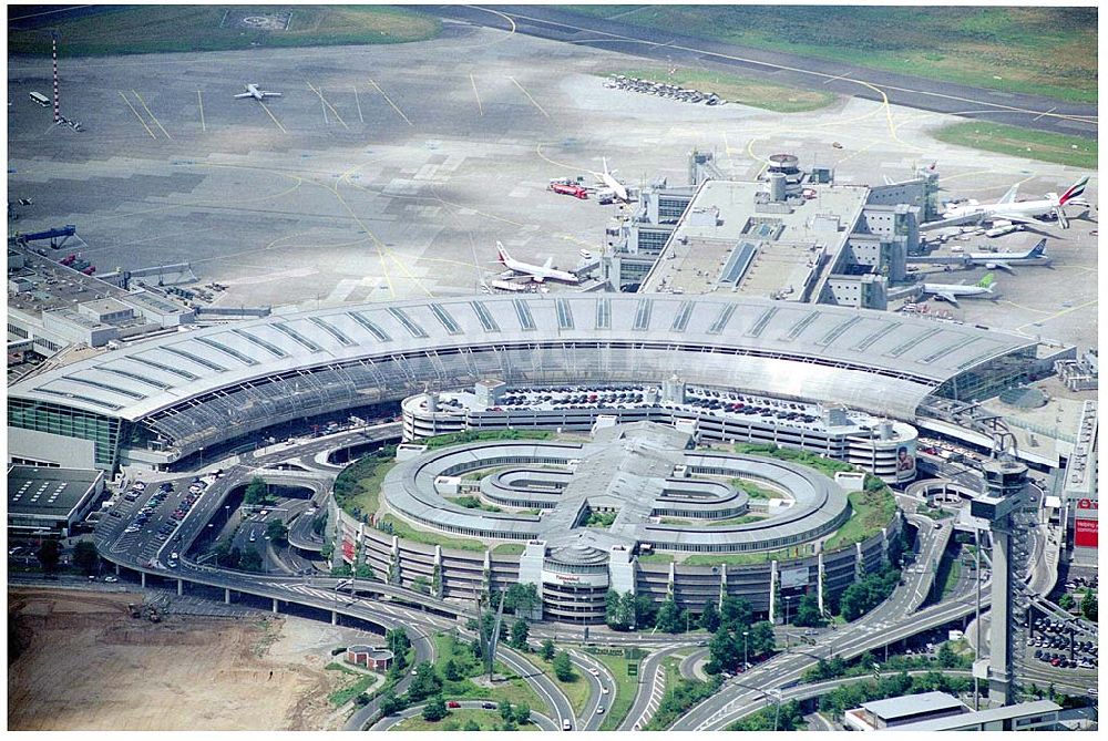 Luftaufnahme Düsseldorf - Flughafen Düsseldorf International