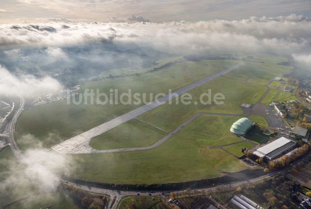 Luftbild Essen - Flughafen Essen-Mülheim bei Essen im Ruhrgebiet in Nordrhein-Westfalen