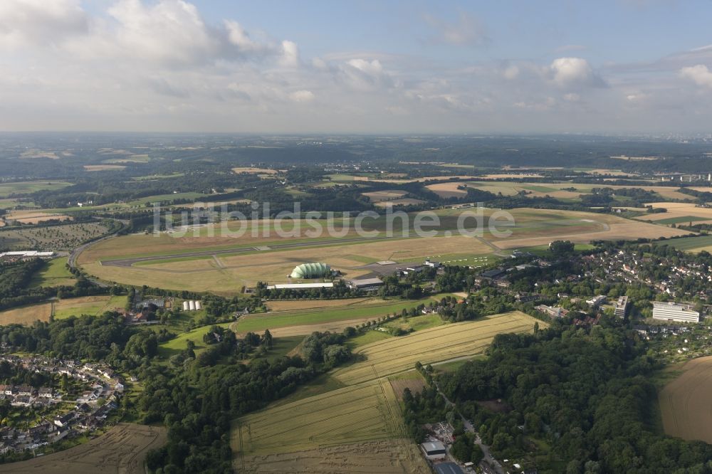 Luftaufnahme MÜLHEIM - Flughafen Essen / Mülheim im Bundesland Nordrhein-Westfalen