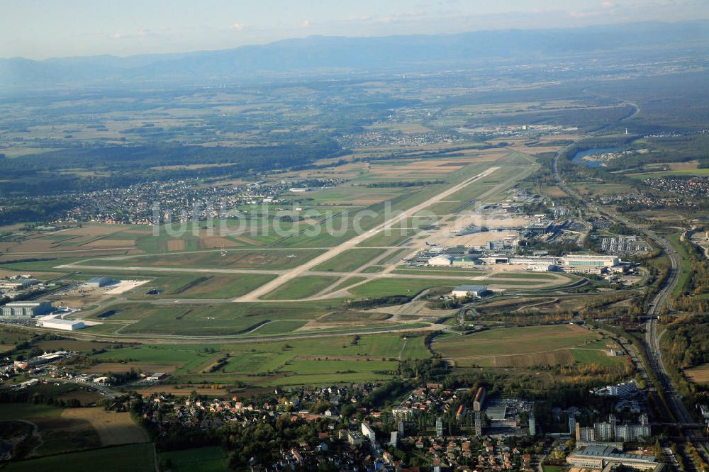 Luftaufnahme Basel - Flughafen Euroairport Basel-Mulhouse-Freiburg