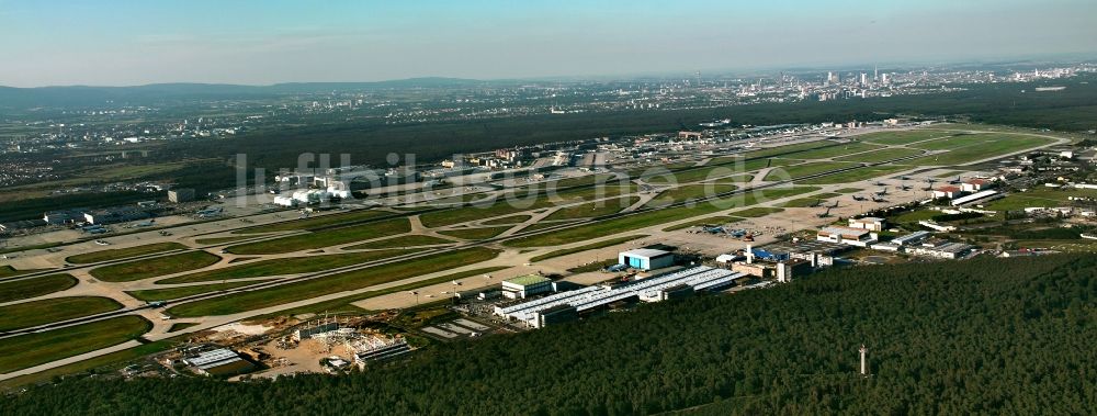 Luftaufnahme Frankfurt am Main - Flughafen Frankfurt am Main / Frankfurt Airport in Hessen