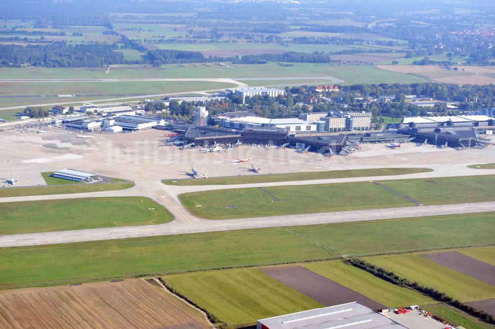 Hannover Langenhagen von oben - Flughafen Hannover