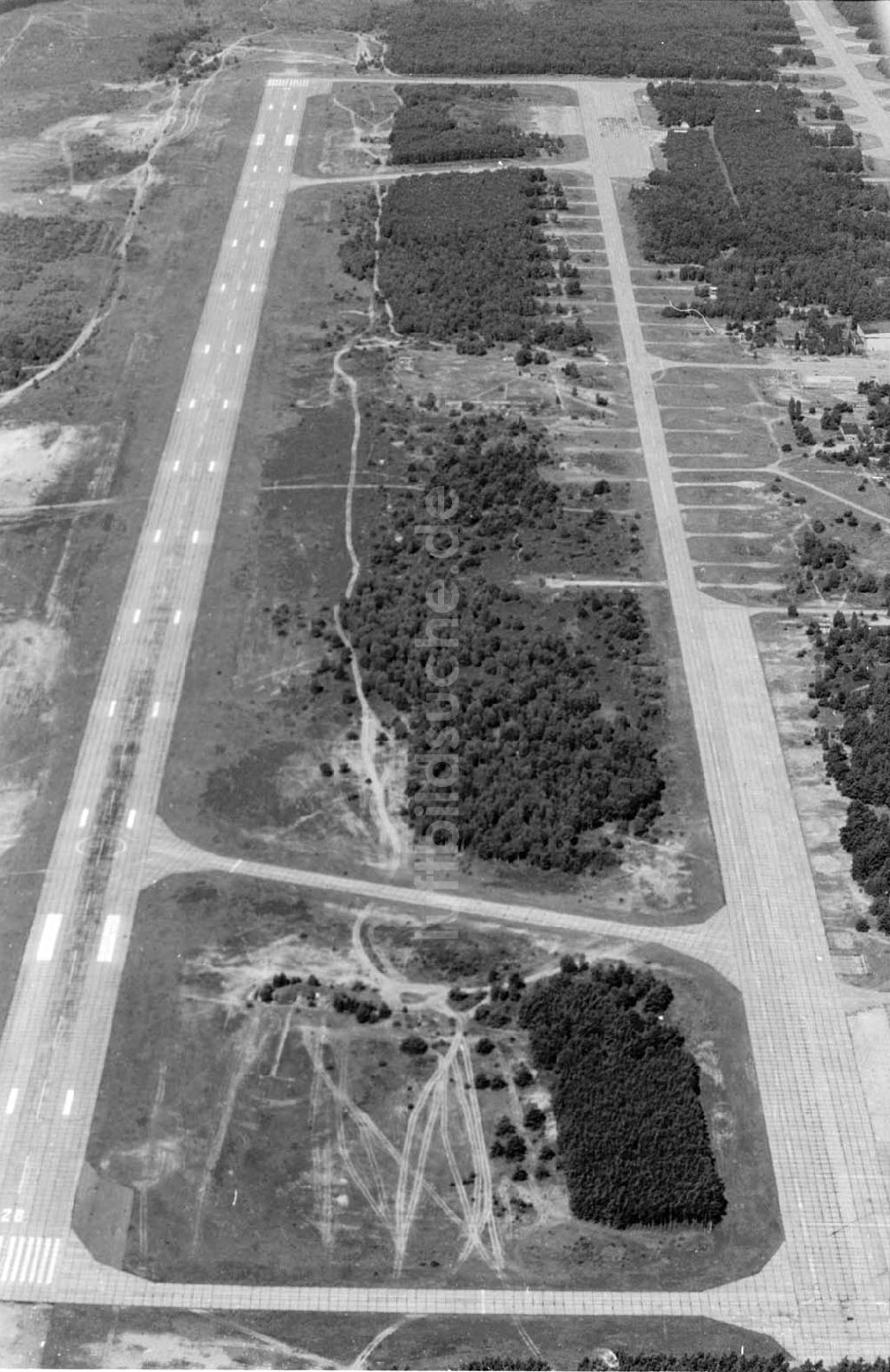 Luftbild Jüterborg - 28.06.95 Flughafen Jüterborg Altes Lager