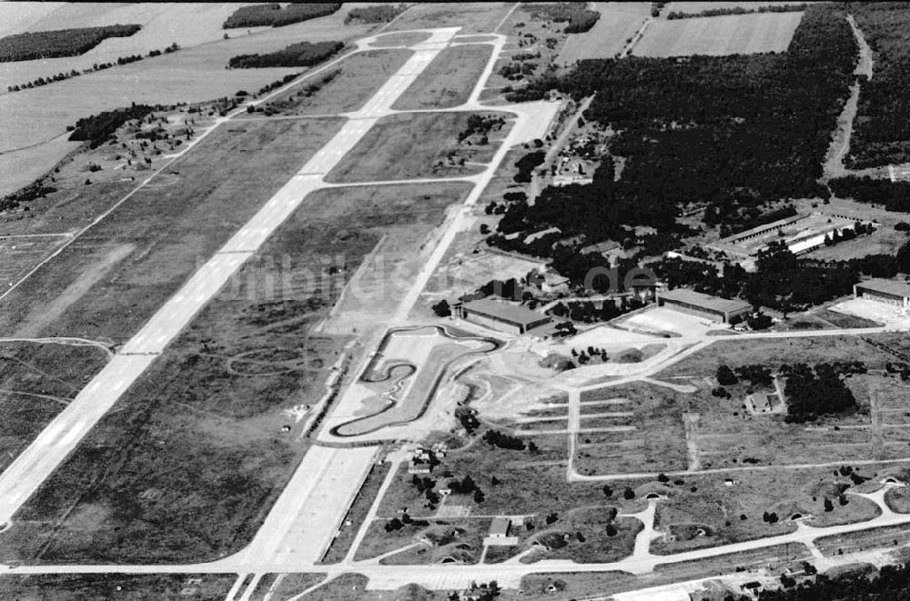 Luftbild Jüterborg - 28.06.95 Flughafen Jüterborg Altes Lager