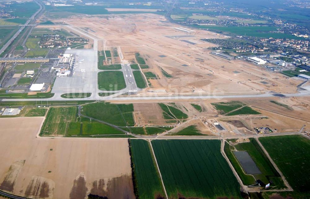 Leipzig von oben - Flughafen Leipzig - Halle