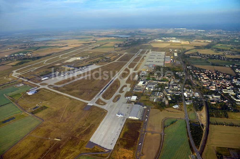 Schkeuditz von oben - Flughafen Leipzig / Halle in Schkeuditz im Bundesland Sachsen