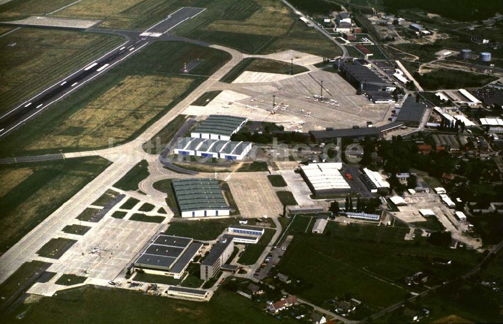 Schönefeld aus der Vogelperspektive: Flughafen Schönefeld