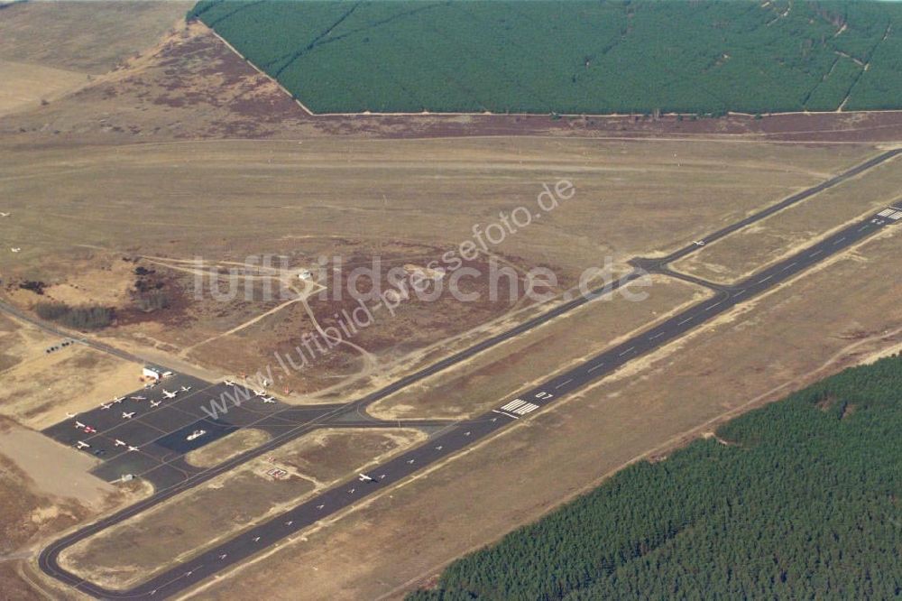 Berlin / Brandenburg aus der Vogelperspektive: Flughafen Schönhagen Brandenburg