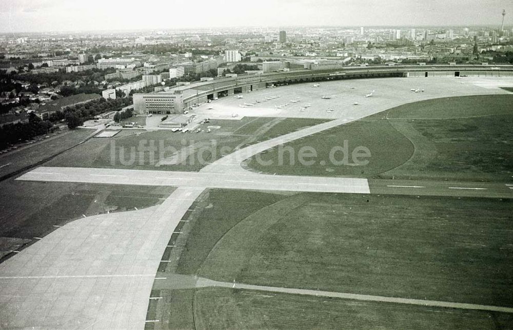 Luftaufnahme Berlin - Flughafen Tempelhof