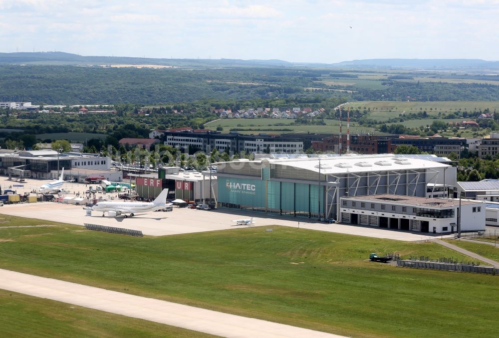 Luftbild Erfurt - Flughafenfest am Flughafen in Erfurt im Bundesland Thüringen