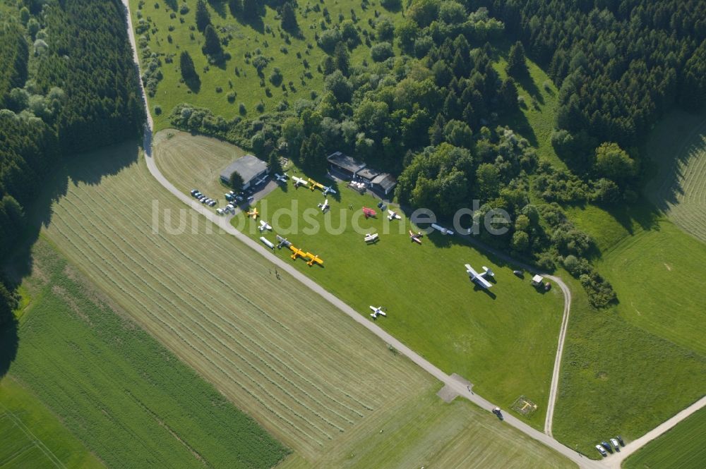 Bad Ditzenbach aus der Vogelperspektive: Flugplatz Bad Ditzenbach im Bundesland Baden-Württemberg