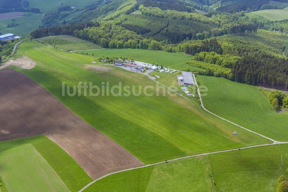 Luftaufnahme Bergneustadt - Flugplatz Bergneustadt - Auf dem Dümpel bei Bergneustadt im Bundesland Nordrhein-Westfalen