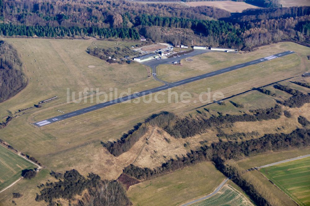 Luftbild Brenkhausen - Flugplatz in Brenkhausen im Bundesland Nordrhein-Westfalen, Deutschland