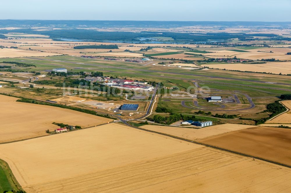 Luftaufnahme Saint-Julien-les-Gorze - Flugplatz der Chambley Planet'Air in Saint-Julien-les-Gorze in Grand Est, Frankreich