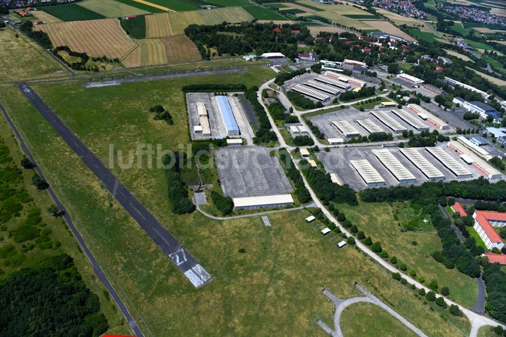 Luftaufnahme Geldersheim - Flugplatz der Conn Barracks in Geldersheim im Bundesland Bayern, Deutschland