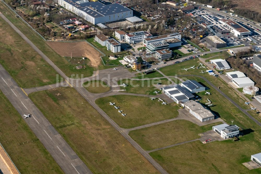 Freiburg im Breisgau von oben - Flugplatz (EDTF) in Freiburg im Breisgau im Bundesland Baden-Württemberg, Deutschland