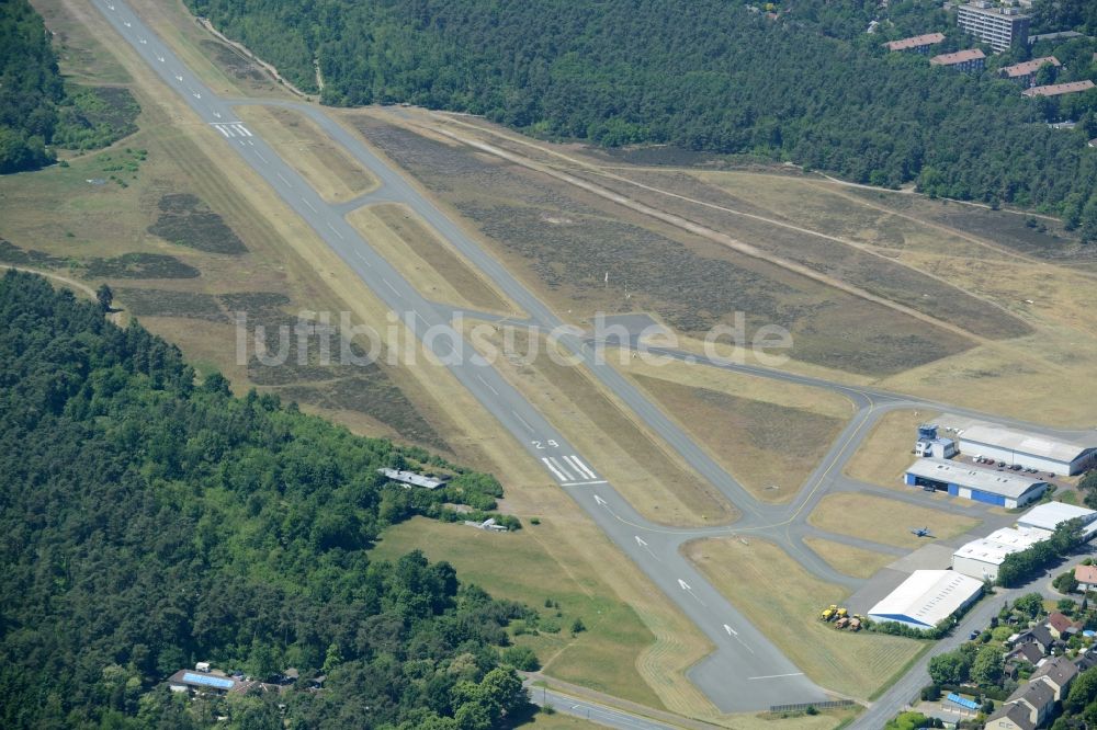 Luftaufnahme Bielefeld - Flugplatz der Flughafen Bielefeld GmbH in Bielefeld im Bundesland Nordrhein-Westfalen