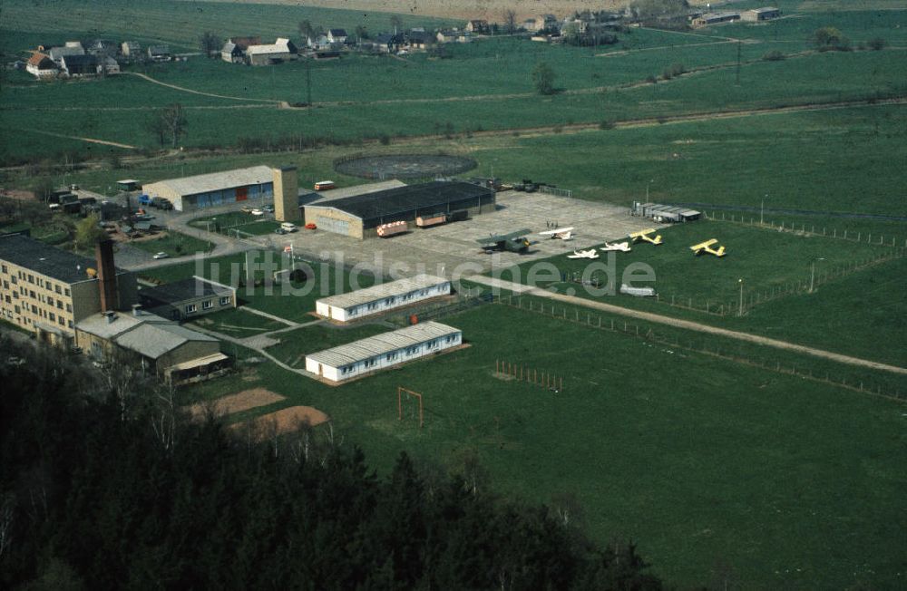 Jahnsdorf aus der Vogelperspektive: Flugplatz Jahnsdorf bei Chemnitz