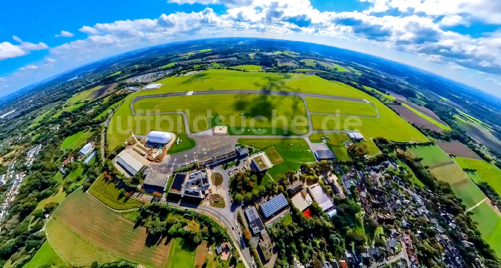 Luftbild Mülheim an der Ruhr - Flugplatz der mit Luftschiffhallen der WDL Luftschiff GmbH in Mülheim an der Ruhr im Bundesland Nordrhein-Westfalen