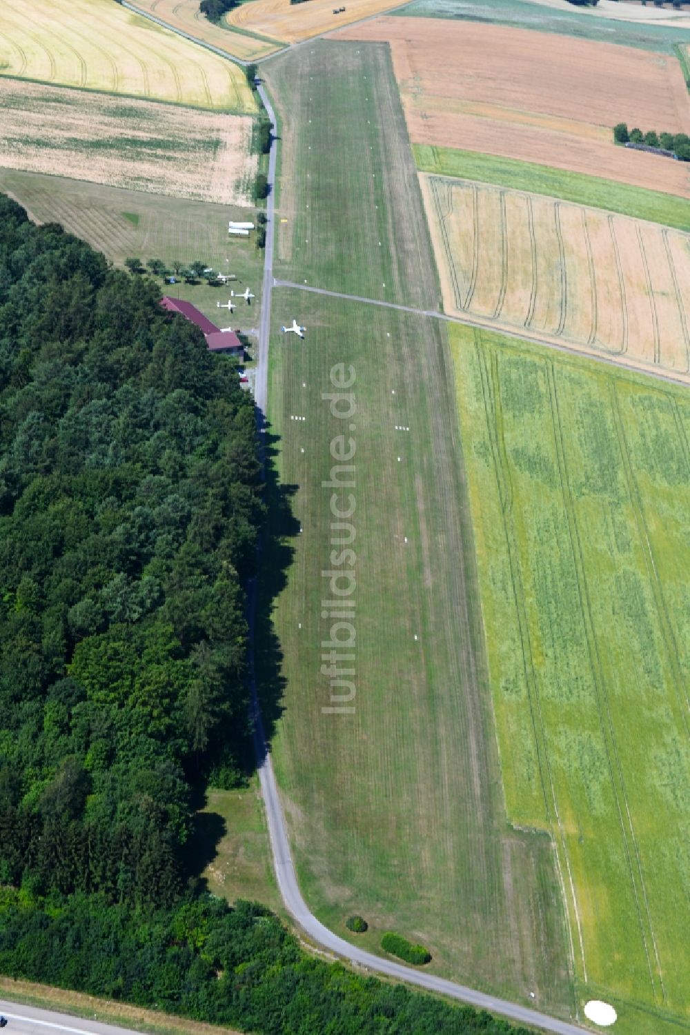 Möckmühl von oben - Flugplatz in Möckmühl im Bundesland Baden-Württemberg, Deutschland