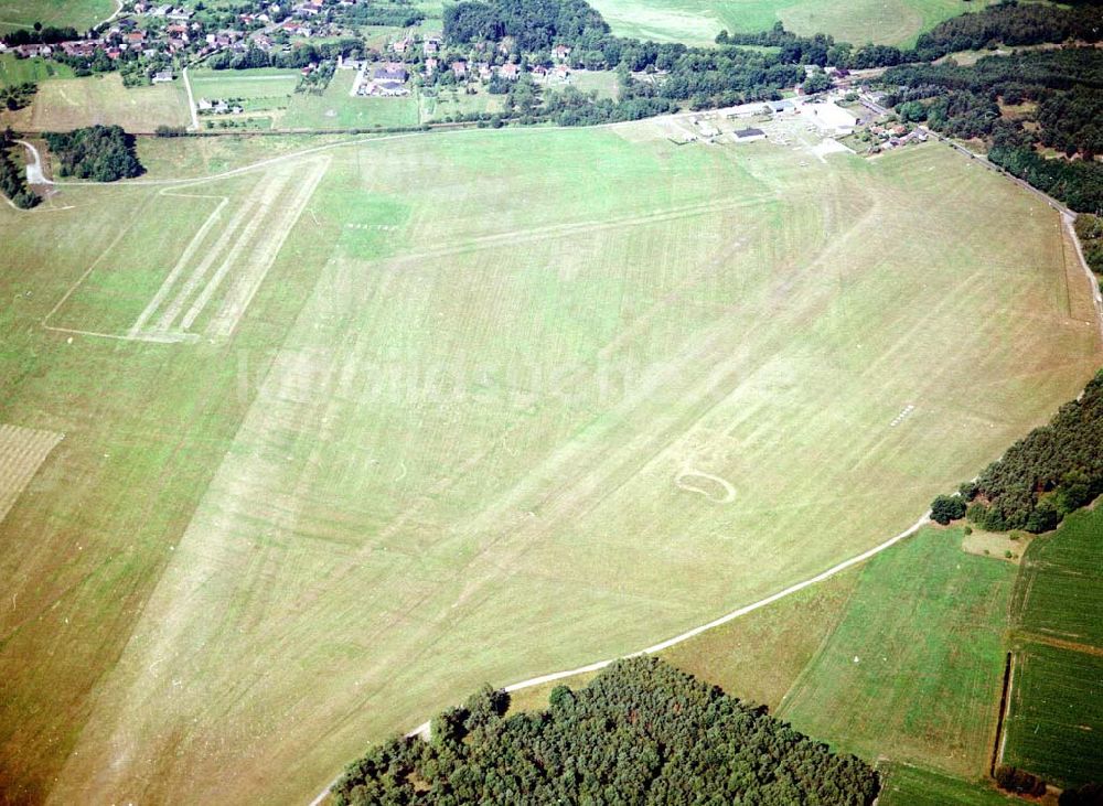 Luftaufnahme Neuhausen - Flugplatz Neuhausen.